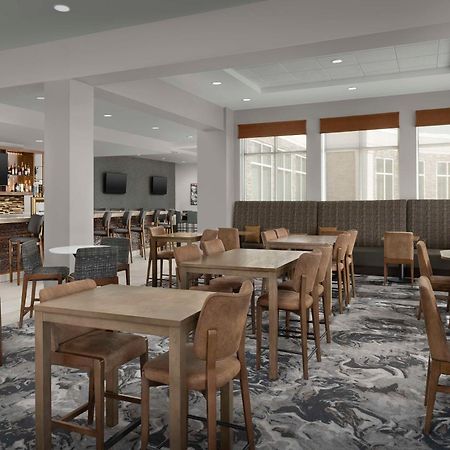 Hilton Garden Inn Cedar Falls Conference Center Ngoại thất bức ảnh