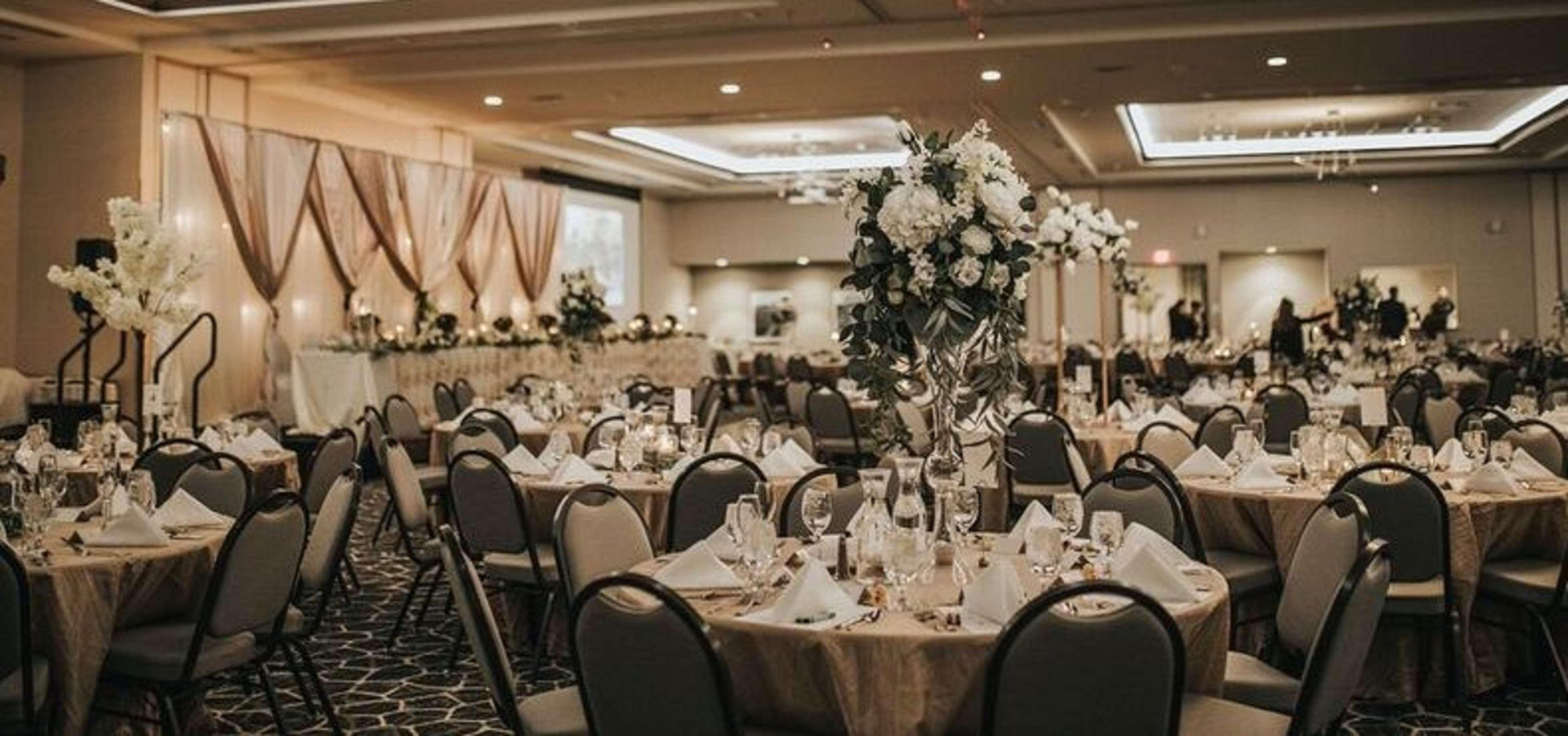 Hilton Garden Inn Cedar Falls Conference Center Ngoại thất bức ảnh